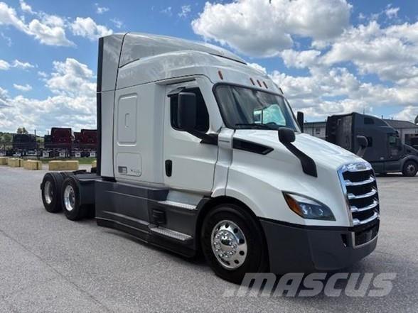 Freightliner CASCADIA 116 Τράκτορες