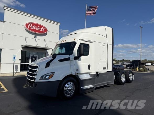 Freightliner CASCADIA 116 Τράκτορες