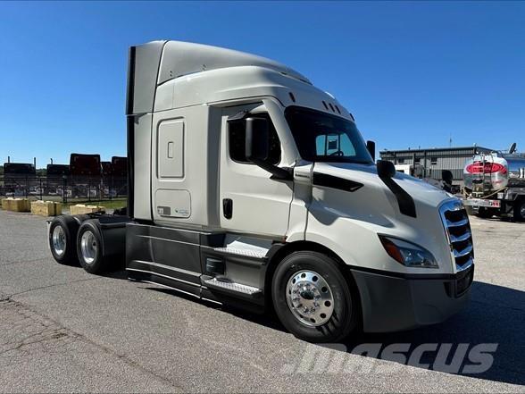 Freightliner CASCADIA 116 Τράκτορες