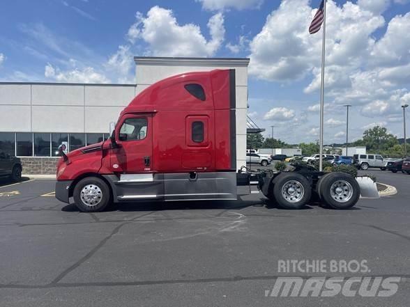Freightliner CASCADIA 126 Τράκτορες