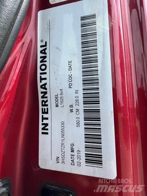 International LT Τράκτορες