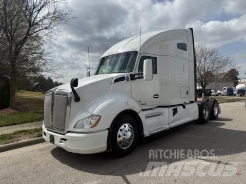 Kenworth T680 Τράκτορες