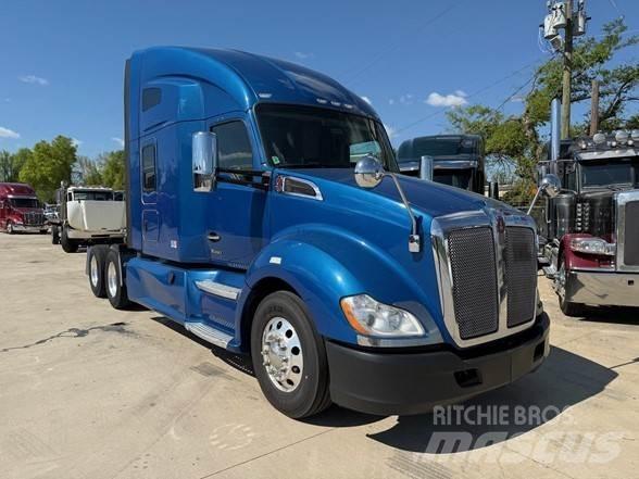 Kenworth T680 Τράκτορες
