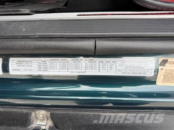 Kenworth T680 Τράκτορες