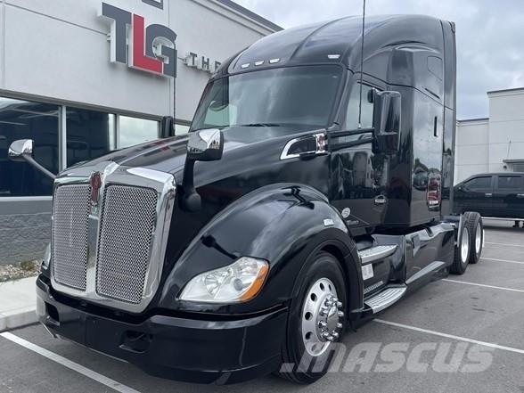Kenworth T680 Τράκτορες