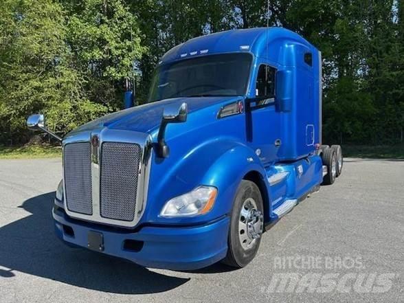 Kenworth T680 Τράκτορες