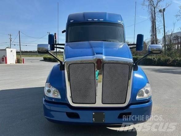 Kenworth T680 Τράκτορες
