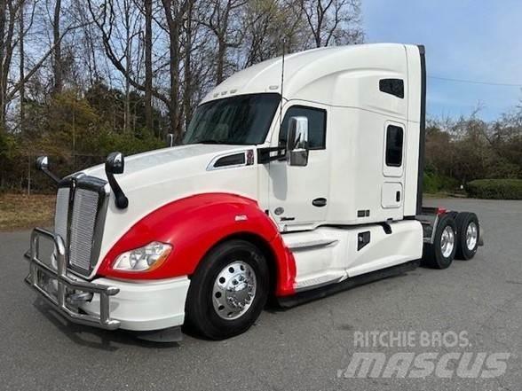 Kenworth T680 Τράκτορες