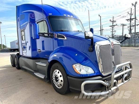 Kenworth T680 Τράκτορες