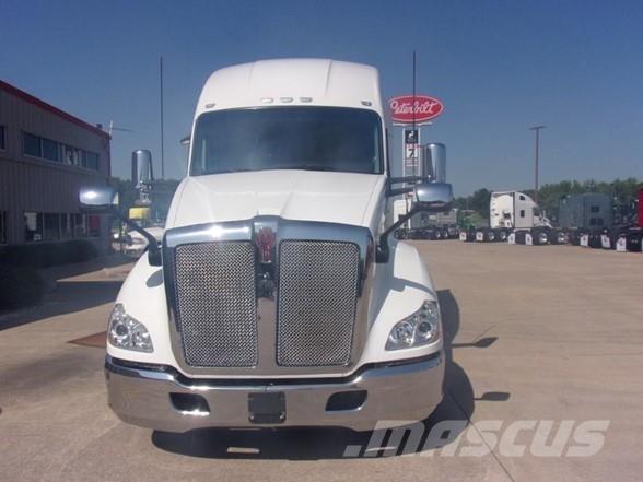 Kenworth T680 Τράκτορες