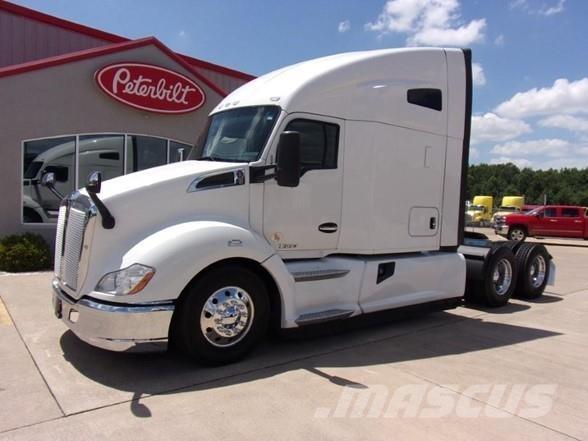 Kenworth T680 Τράκτορες