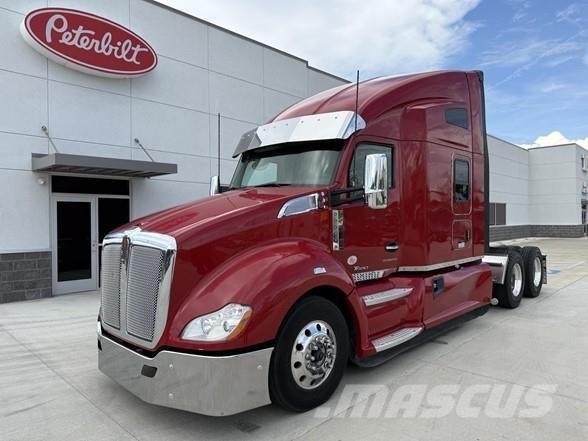 Kenworth T680 Τράκτορες