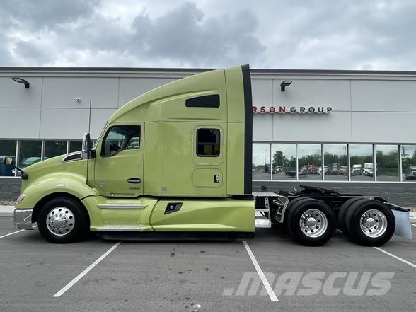 Kenworth T680 Τράκτορες