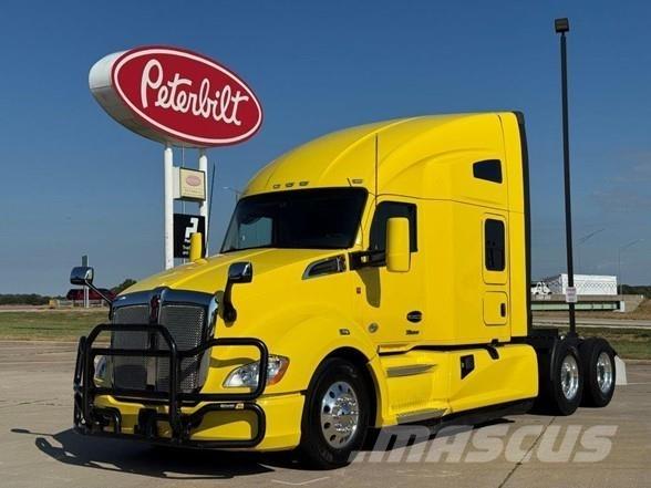 Kenworth T680 Τράκτορες