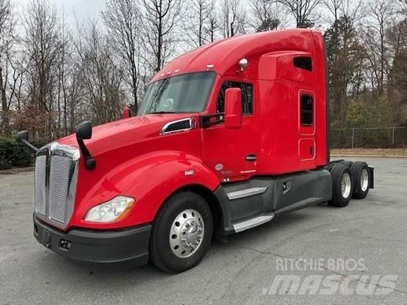 Kenworth T680 Τράκτορες