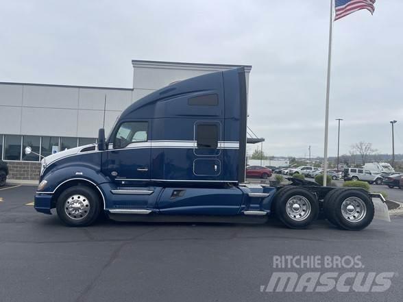 Kenworth T680 Τράκτορες
