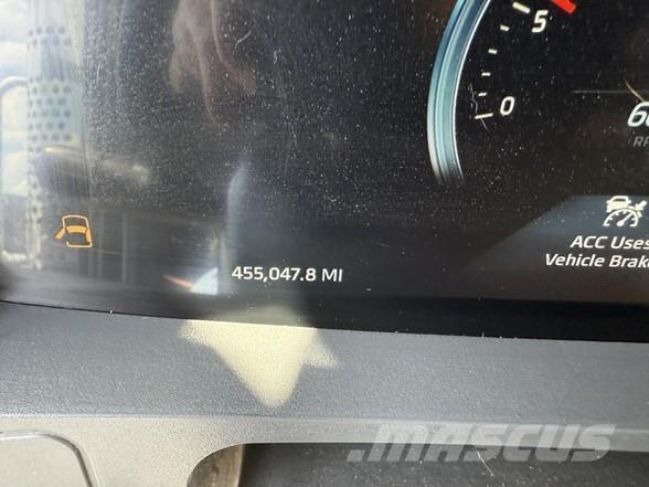 Kenworth T880 Τράκτορες