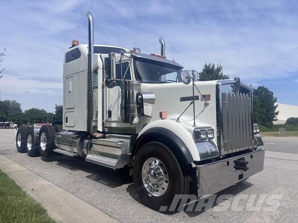 Kenworth W900B Τράκτορες