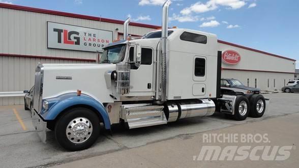 Kenworth W900L Τράκτορες
