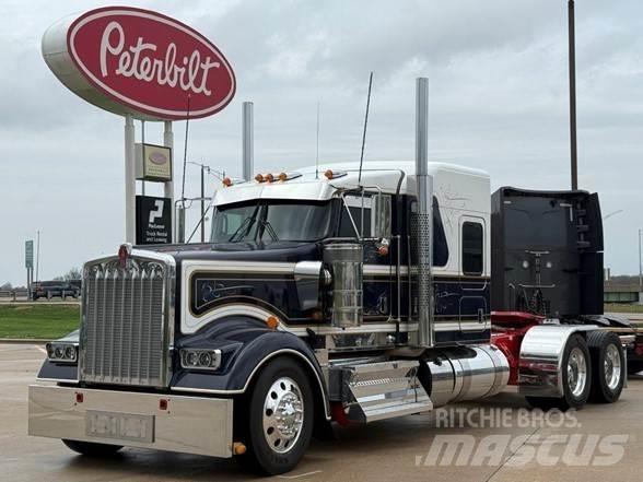 Kenworth W900L Τράκτορες
