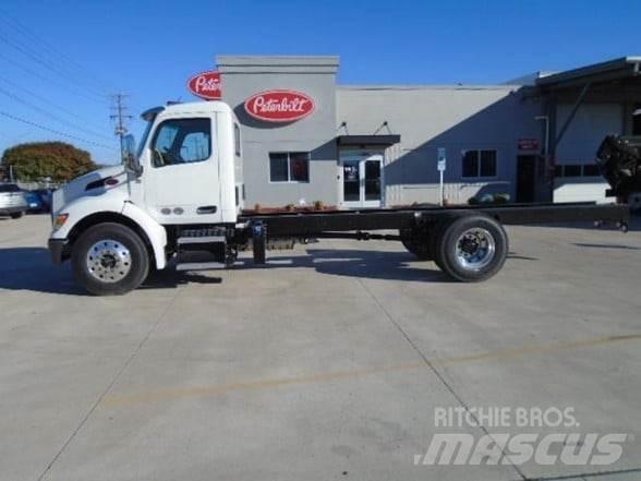 Peterbilt 536 Φορτηγά Σασί
