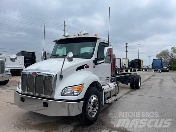 Peterbilt 536 Φορτηγά Σασί