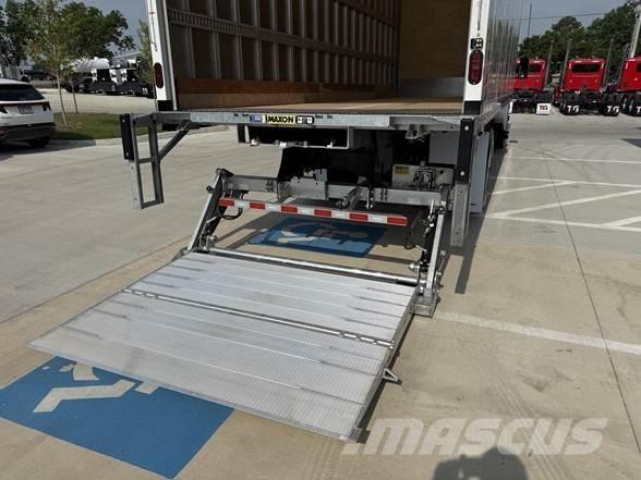 Peterbilt 536 Φορτηγά Κόφα