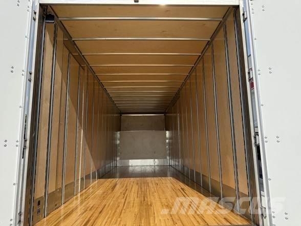 Peterbilt 536 Φορτηγά Κόφα