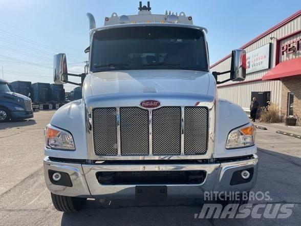 Peterbilt 537 Απορριμματοφόρα
