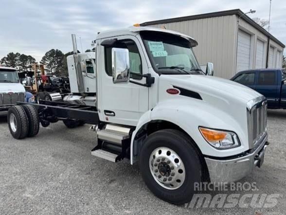 Peterbilt 537 Φορτηγά Σασί