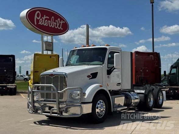 Peterbilt 567 Τράκτορες
