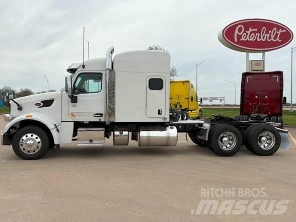 Peterbilt 567 Τράκτορες