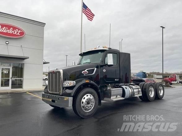Peterbilt 567 Τράκτορες