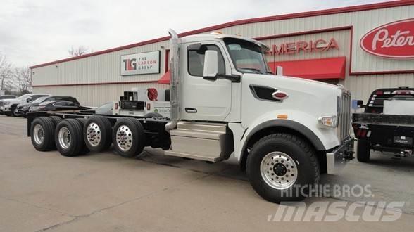 Peterbilt 567 Φορτηγά Ανατροπή