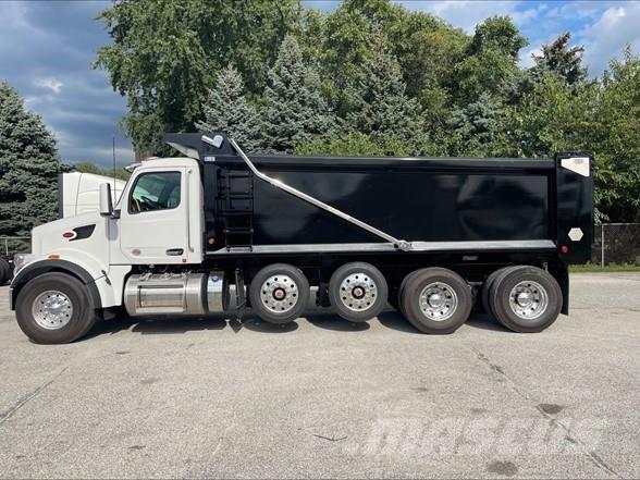 Peterbilt 567 Φορτηγά Ανατροπή