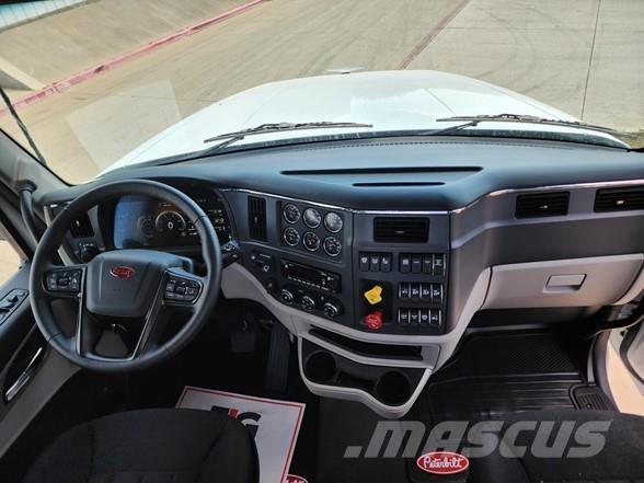 Peterbilt 567 Τράκτορες