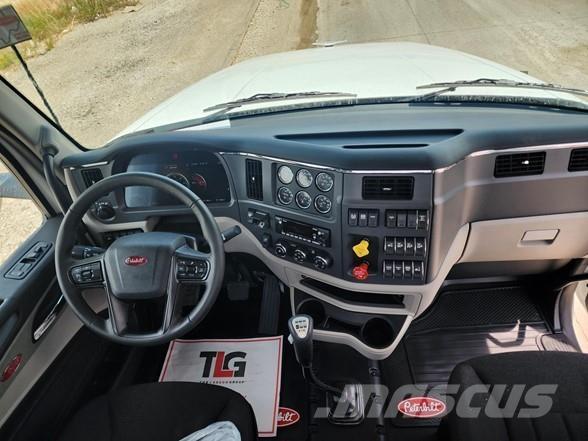 Peterbilt 567 Τράκτορες