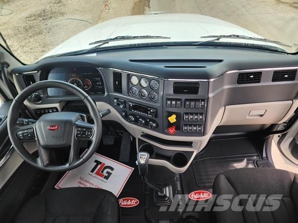 Peterbilt 567 Τράκτορες