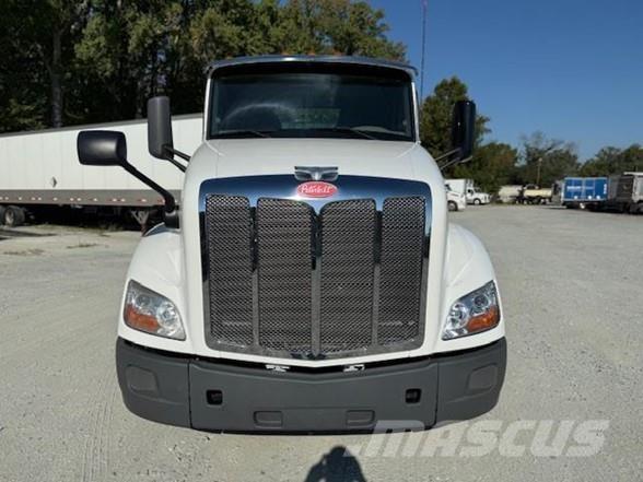 Peterbilt 579 Τράκτορες