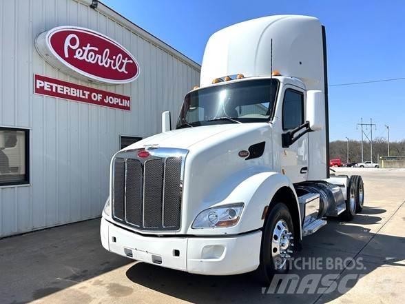 Peterbilt 579 Τράκτορες