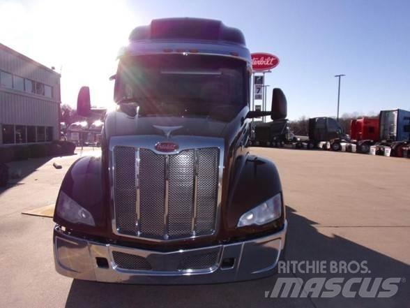 Peterbilt 579 Τράκτορες