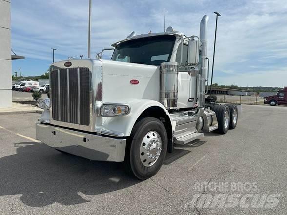 Peterbilt 589 Τράκτορες