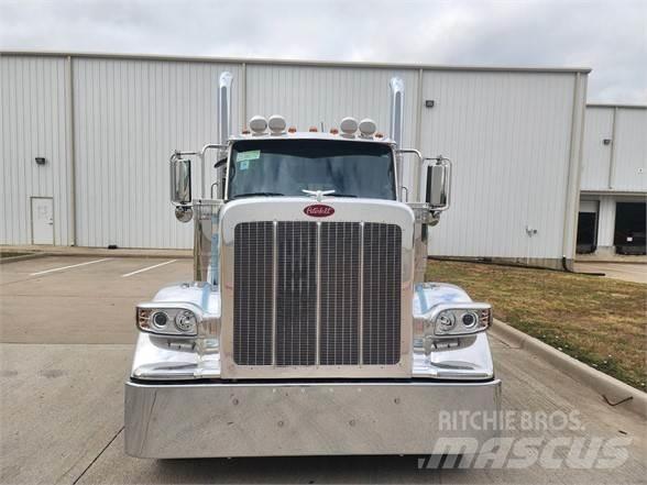 Peterbilt 589 Τράκτορες