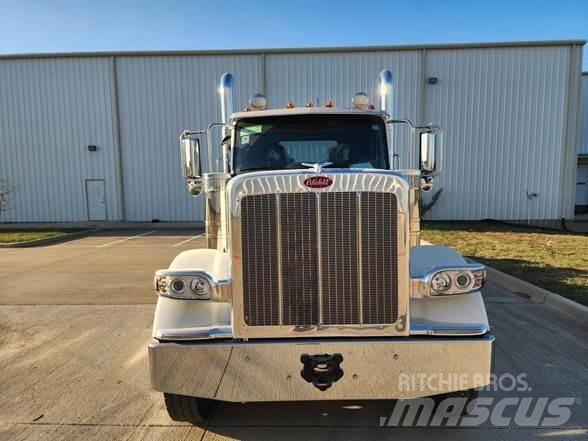 Peterbilt 589 Τράκτορες