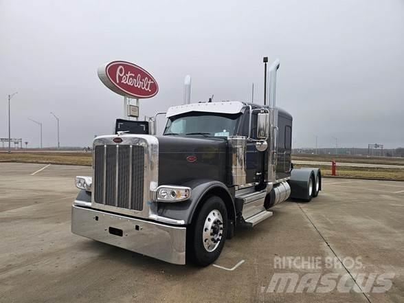 Peterbilt 589 Τράκτορες