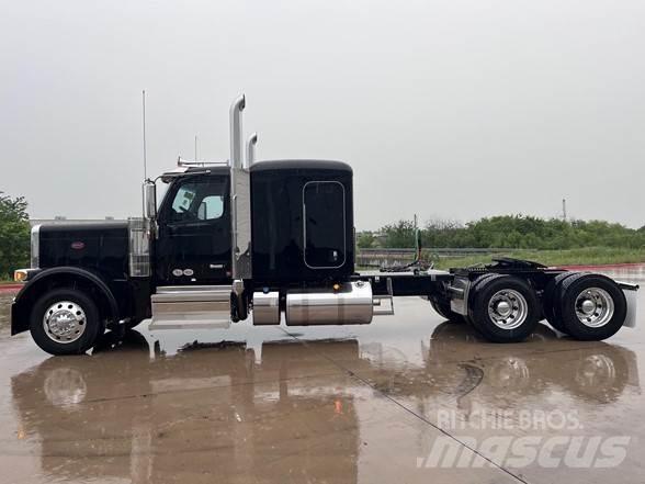 Peterbilt 589 Τράκτορες