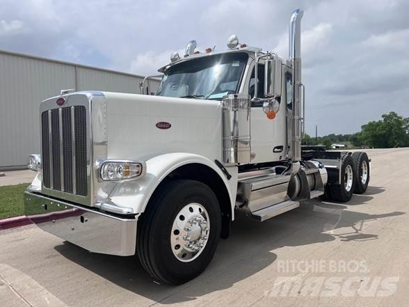 Peterbilt 589 Τράκτορες