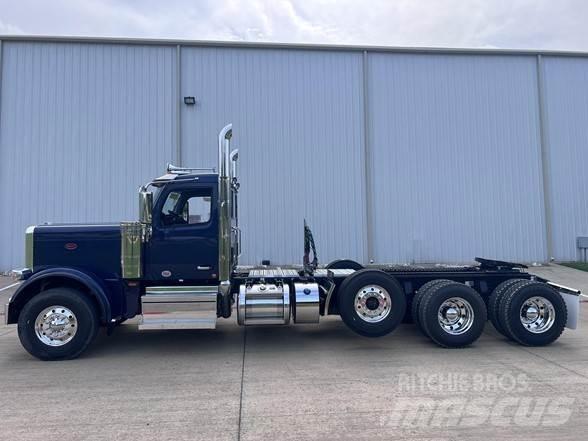 Peterbilt 589 Τράκτορες