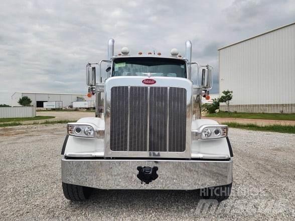 Peterbilt 589 Τράκτορες