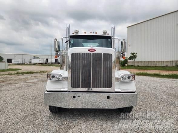 Peterbilt 589 Τράκτορες